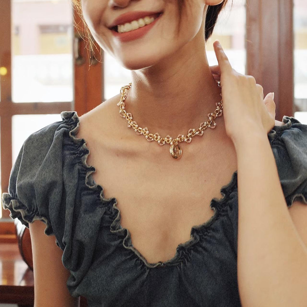 Roselle Wave Medallion Necklace